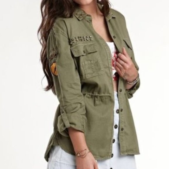 Kendall & Kylie Jackets & Blazers - 🍁 Military Style Jacket in Olive Green Size XS